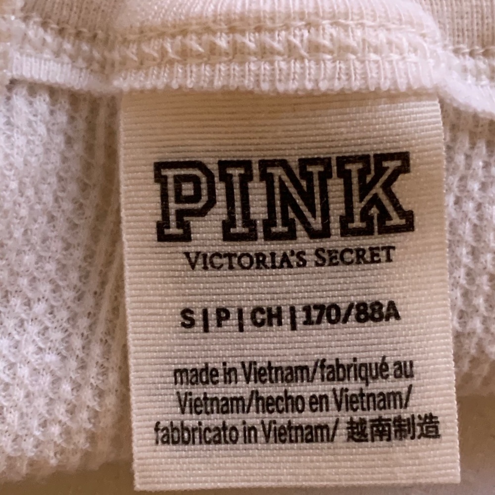 Oversized float white vs pink top